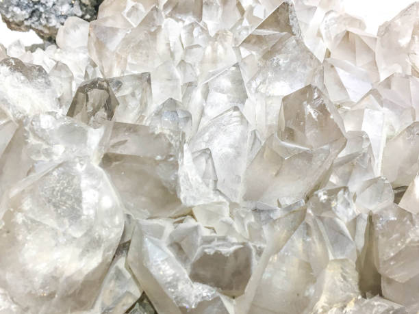 Cuarzo Transparente: La Piedra Maestra Energética
