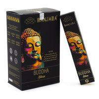Caja de incienso Banjara Buddha Felicidad (Bliss) de color negro con una vibrante imagen de Buda en tonos cálidos y el texto 'Buddha Bliss'. A su lado, una caja de incienso más delgada que replica el mismo diseño, perfecta para aromaterapia y promover la felicidad.