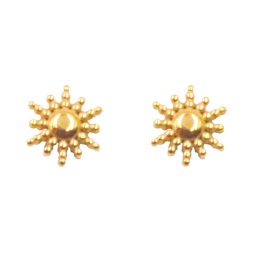 Pendientes pequeños dorados con forma de sol